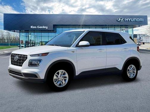 2026 Hyundai VENUE SE