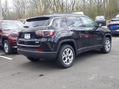 2025 Jeep Compass Latitude
