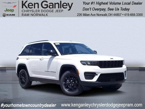 2025 Jeep Grand Cherokee Laredo