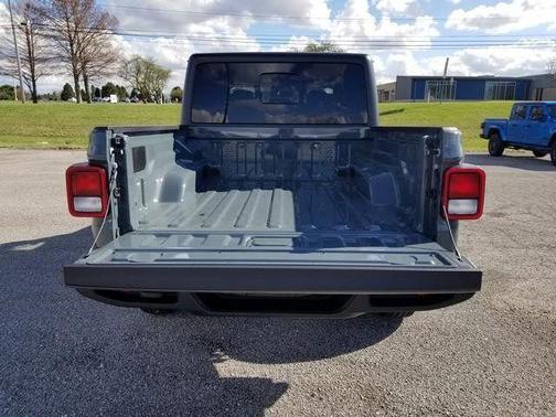 Anvil Clearcoat 2026 Jeep Gladiator Sport