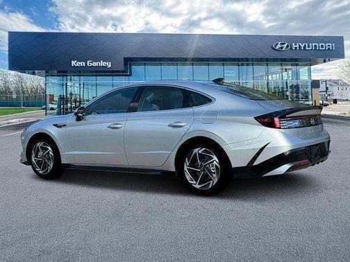 2025 Hyundai SONATA SEL Convenience