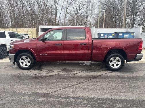 Delmonico Red Pearlcoat 2025 RAM 1500 Big Horn/Lone Star