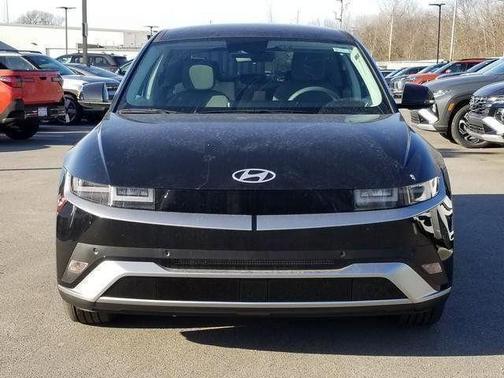 2025 Hyundai IONIQ 5 SE