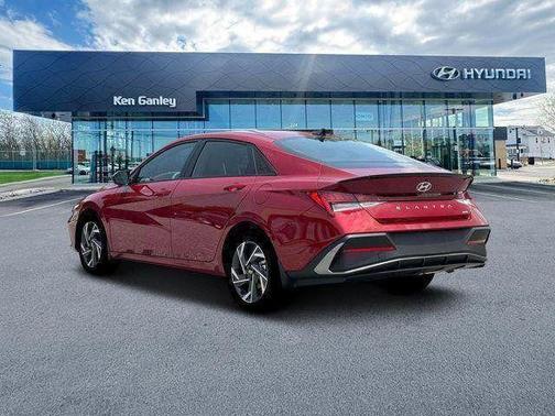 2025 Hyundai ELANTRA HEV SEL Sport