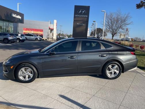 2023 Hyundai SONATA SE