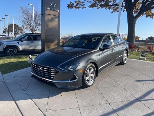 2023 Hyundai SONATA SE