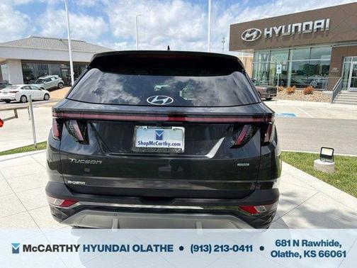 Black 2022 Hyundai TUCSON Limited
