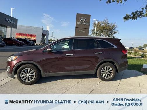 2017 Kia Sorento LX