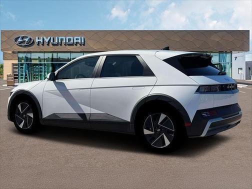 2026 Hyundai IONIQ 5 SE