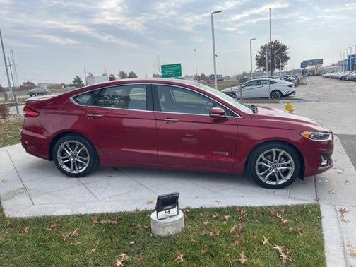 2019 Ford Fusion Hybrid Titanium