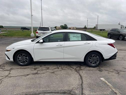 2025 Hyundai ELANTRA HEV Blue