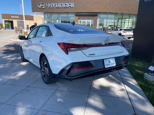2025 Hyundai ELANTRA HEV Limited