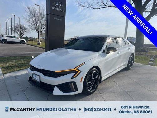 Snow White Pearl 2025 Kia K5 GT-Line