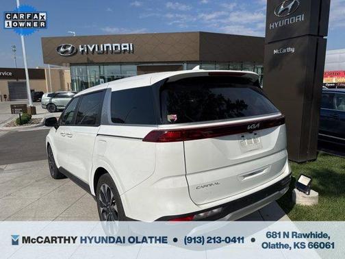 2024 Kia Carnival EX
