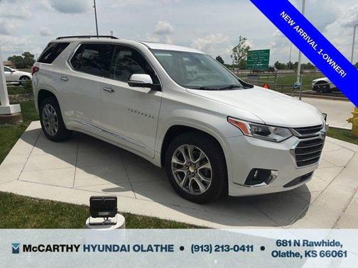 Pearl 2020 Chevrolet Traverse Premier