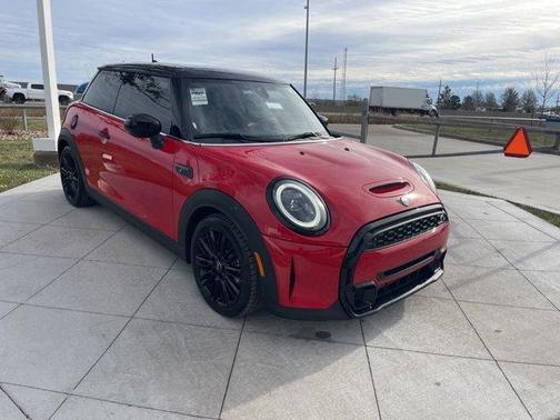 2024 MINI Hardtop Cooper S
