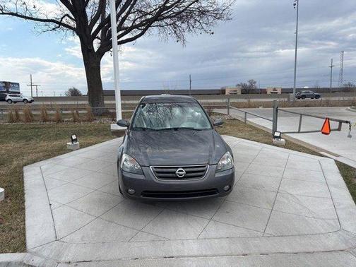 2004 Nissan Altima 3.5 SE