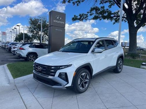 2026 Hyundai TUCSON SEL Premium
