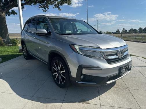2019 Honda Pilot Touring 7-Passenger