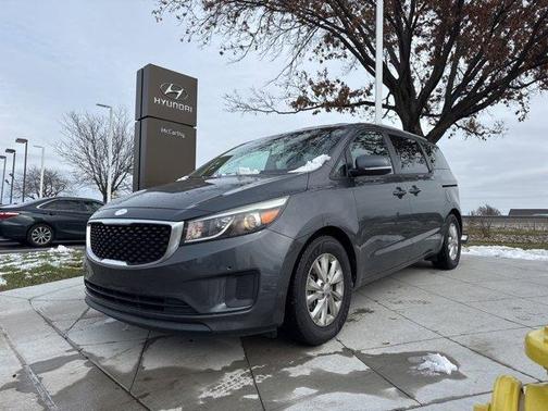 2017 Kia Sedona LX