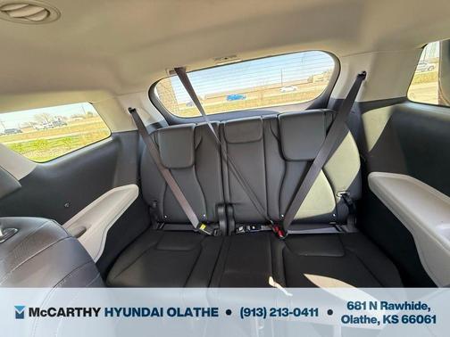 Flare Red 2023 Kia Carnival LX