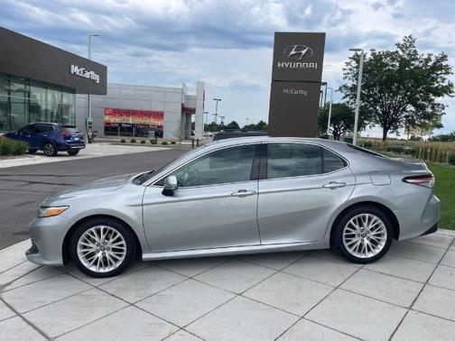 2019 Toyota Camry XLE