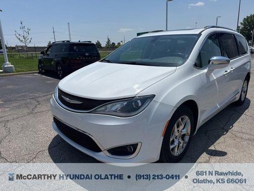 2017 Chrysler Pacifica Limited