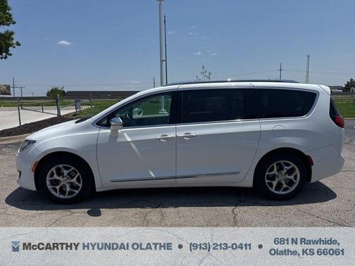2017 Chrysler Pacifica Limited