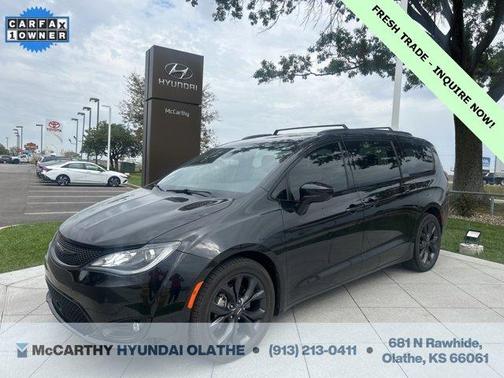 2020 Chrysler Pacifica Touring-L Plus