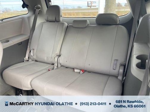 2017 Toyota Sienna XLE