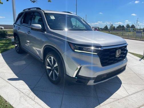 2024 Honda Pilot Touring