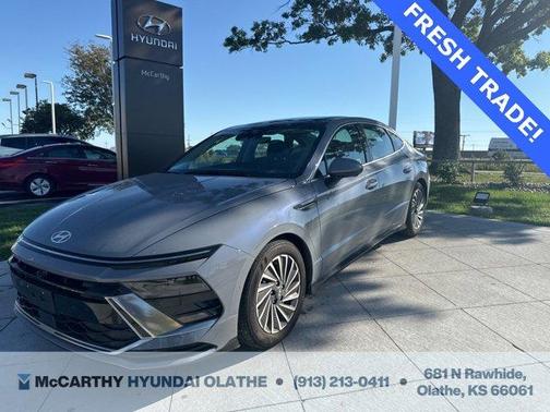 2025 Hyundai SONATA Hybrid Limited