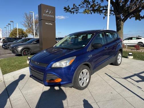2016 Ford Escape S