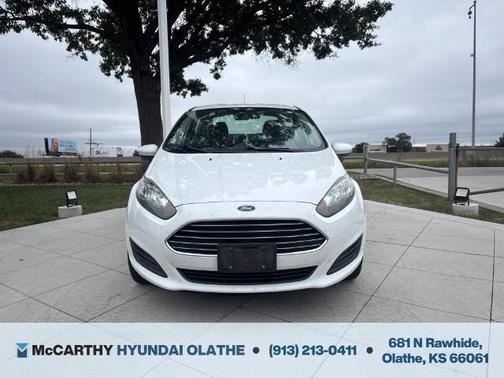 Oxford White 2015 Ford Fiesta S