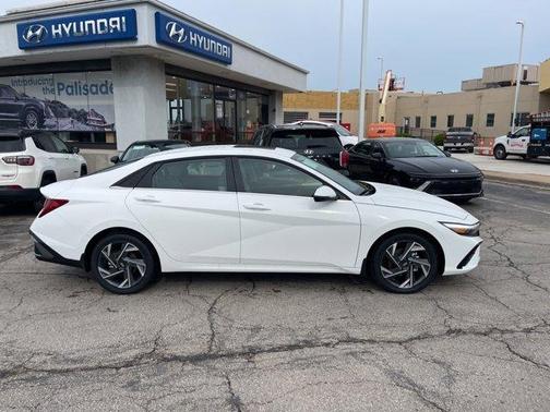 2025 Hyundai ELANTRA HEV Limited