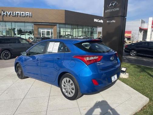 2017 Hyundai Elantra GT Base