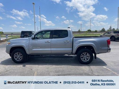 2017 Toyota Tacoma SR5