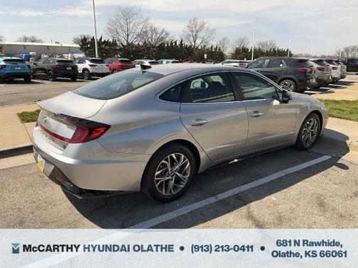 Shimmering Silver Pearl 2020 Hyundai SONATA SEL