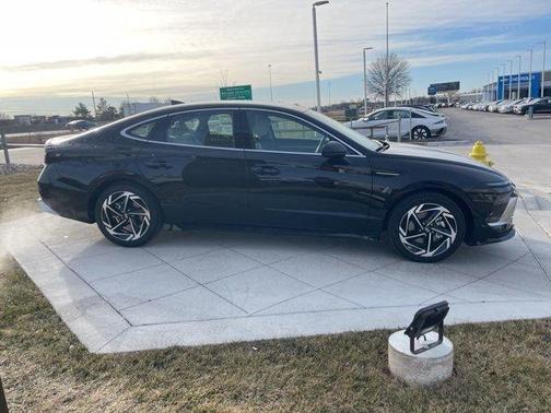 Black 2026 Hyundai SONATA SEL Sport