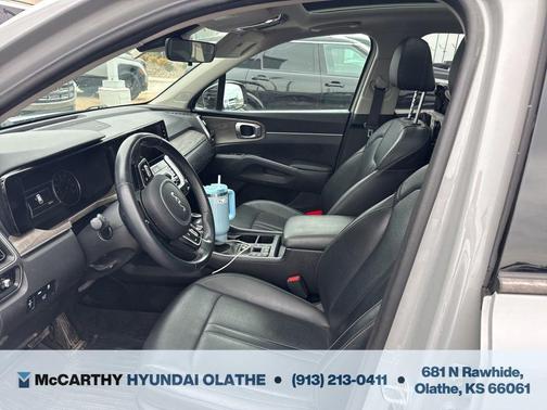 Gray 2022 Kia Sorento EX
