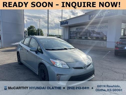2013 Toyota Prius Two