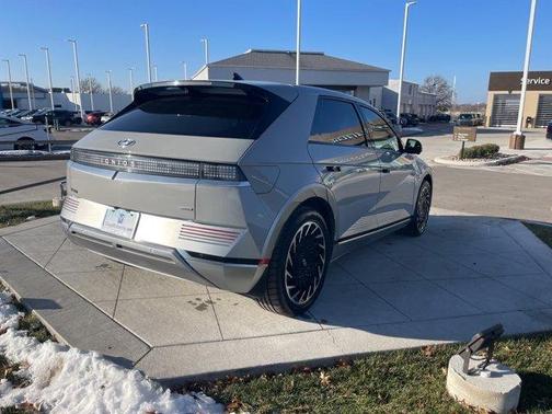 2024 Hyundai IONIQ 5 Limited