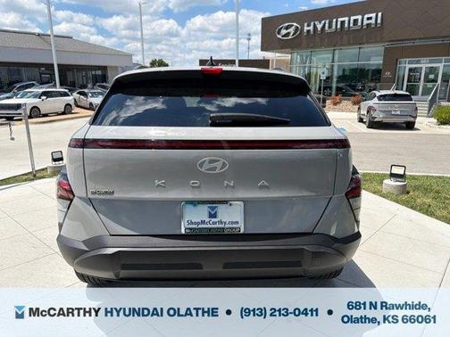 Cyber Gray Metallic 2025 Hyundai KONA SEL