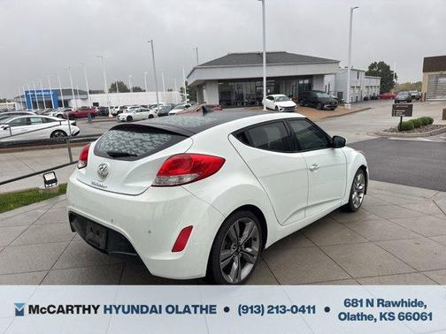 2013 Hyundai Veloster Base