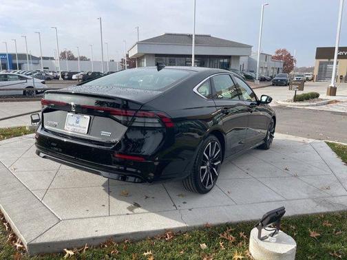 2024 Honda Accord Hybrid Touring