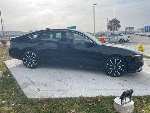 2024 Honda Accord Hybrid Touring