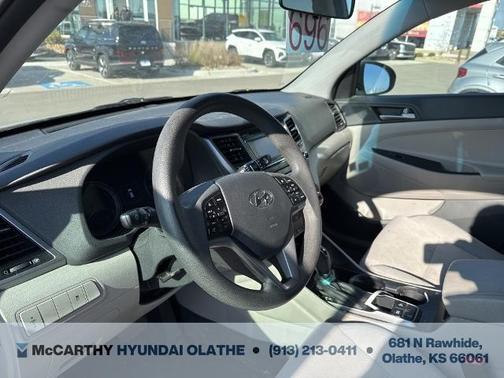 2017 Hyundai TUCSON SE