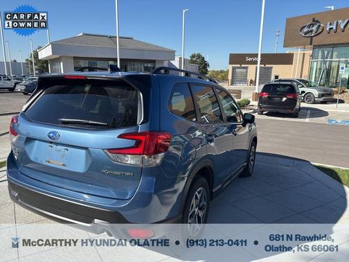 2024 Subaru Forester Premium