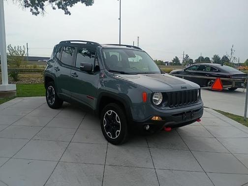 2016 Jeep Renegade Trailhawk