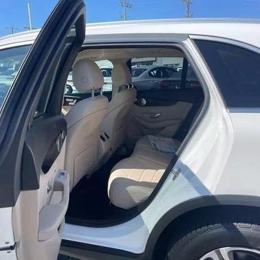 2017 Mercedes-Benz GLC 300 4MATIC